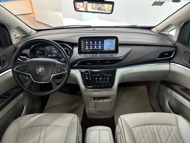 Buick GL8 — Фото автомобиля 16