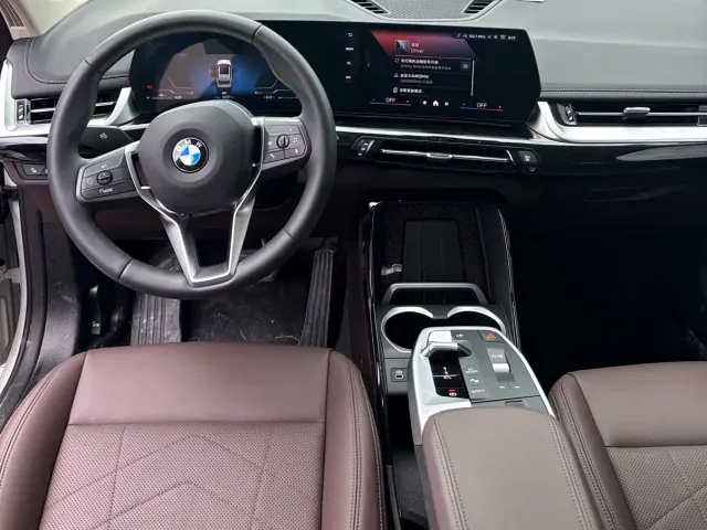 BMW X1 — Фото автомобиля 9