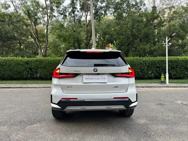 BMW X1 — Фото автомобиля 4