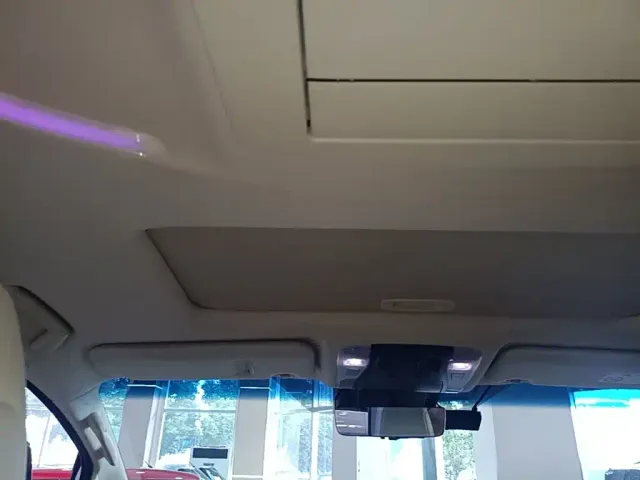 Toyota Alphard — Фото автомобиля 17