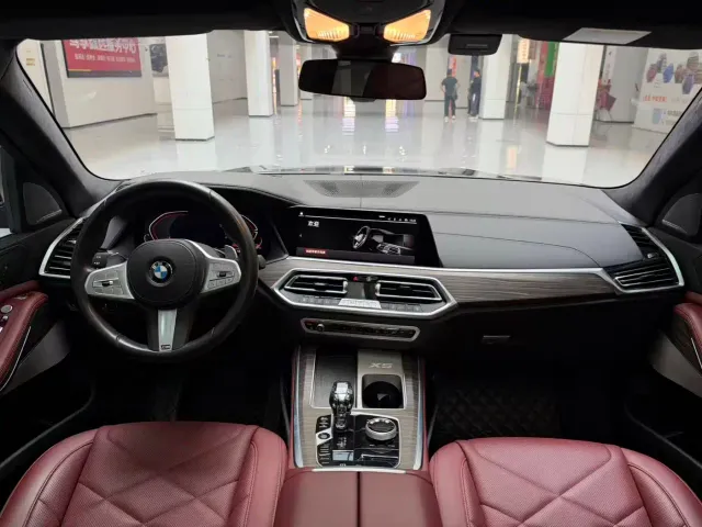 BMW X5 — Фото автомобиля 14