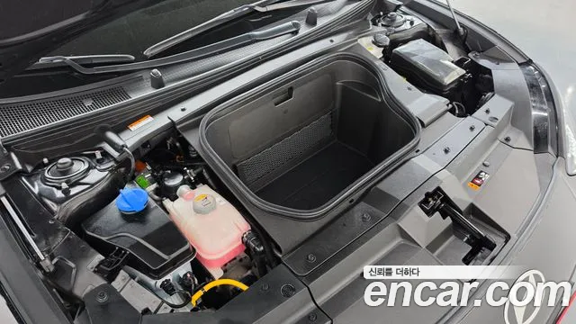Hyundai Ioniq 6 — Фото автомобиля 9