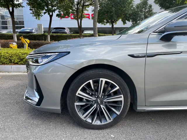 Chery Arrizo 8 — Фото автомобиля 8