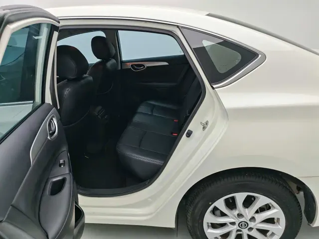 Nissan Sylphy — Фото автомобиля 10