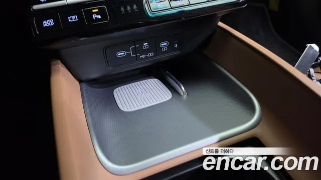 Hyundai Grandeur GN7 — Фото автомобиля 12