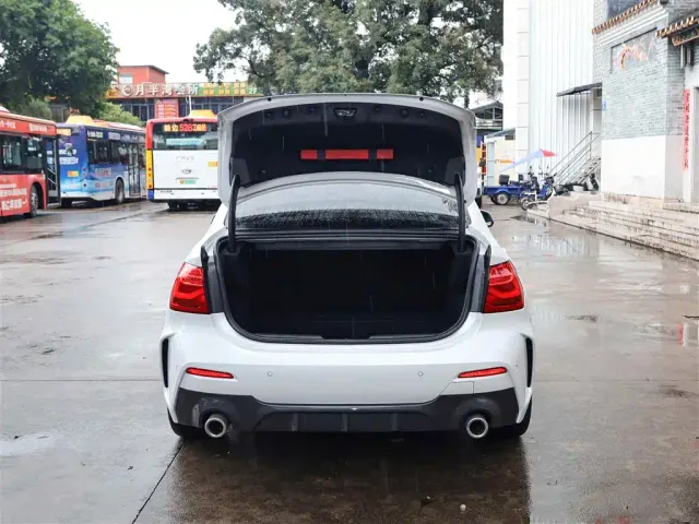 BMW 1 Series — Фото автомобиля 15
