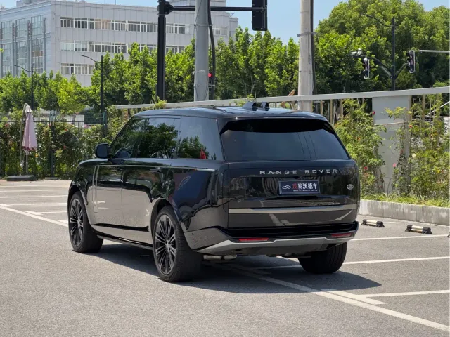 Land Rover Range Rover — Фото автомобиля 6
