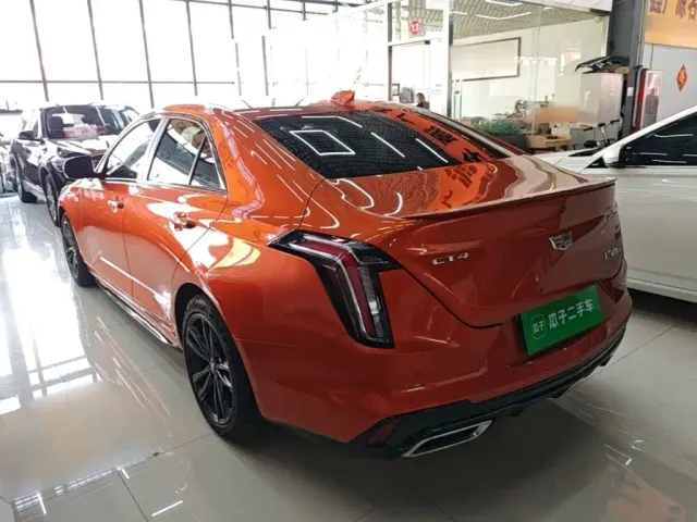 Cadillac CT4 — Фото автомобиля 4