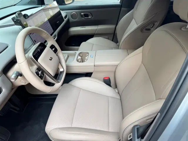 Li Auto i6 — Фото автомобиля 4