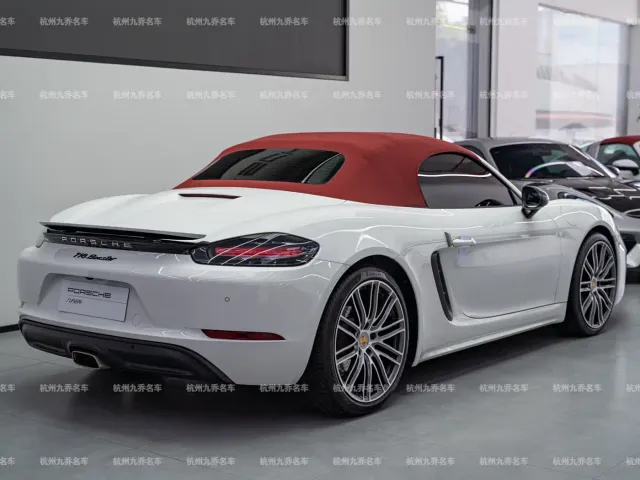 Porsche 718 — Фото автомобиля 7