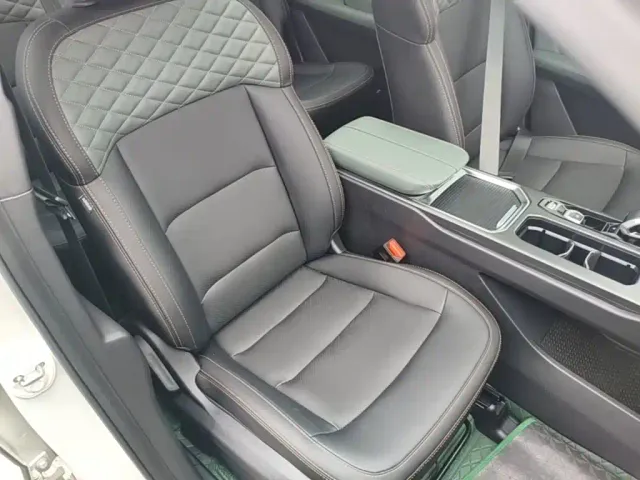 Geely Haoyue L — Фото автомобиля 24