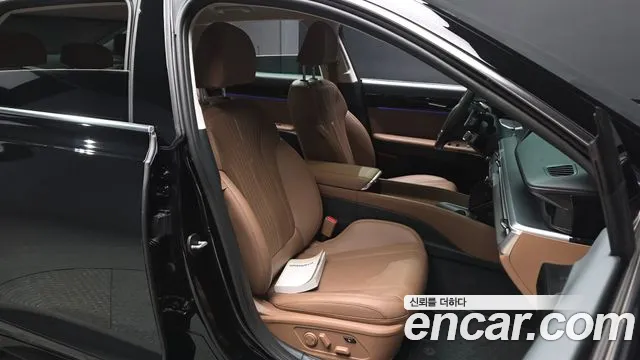 Hyundai Grandeur GN7 — Фото автомобиля 15