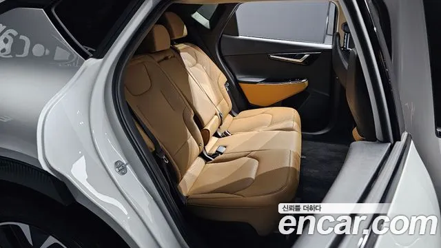 Kia EV6 — Фото автомобиля 11
