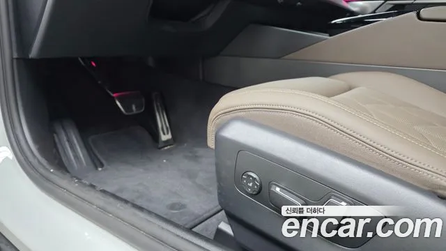 BMW 5 Series G60 — Фото автомобиля 29