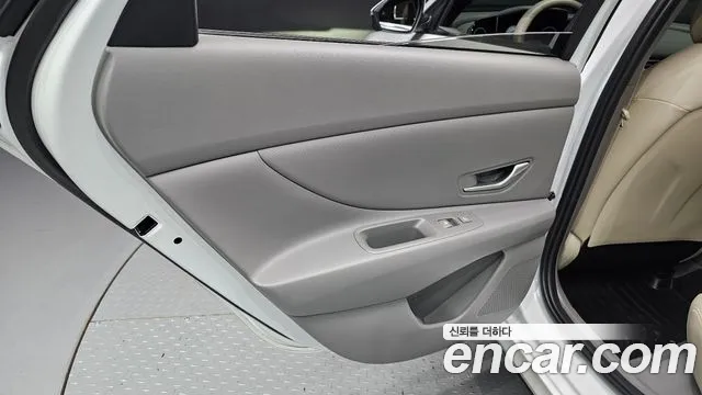 Hyundai Avante CN7 — Фото автомобиля 25