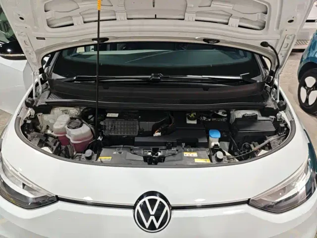 Volkswagen ID.3 — Фото автомобиля 19
