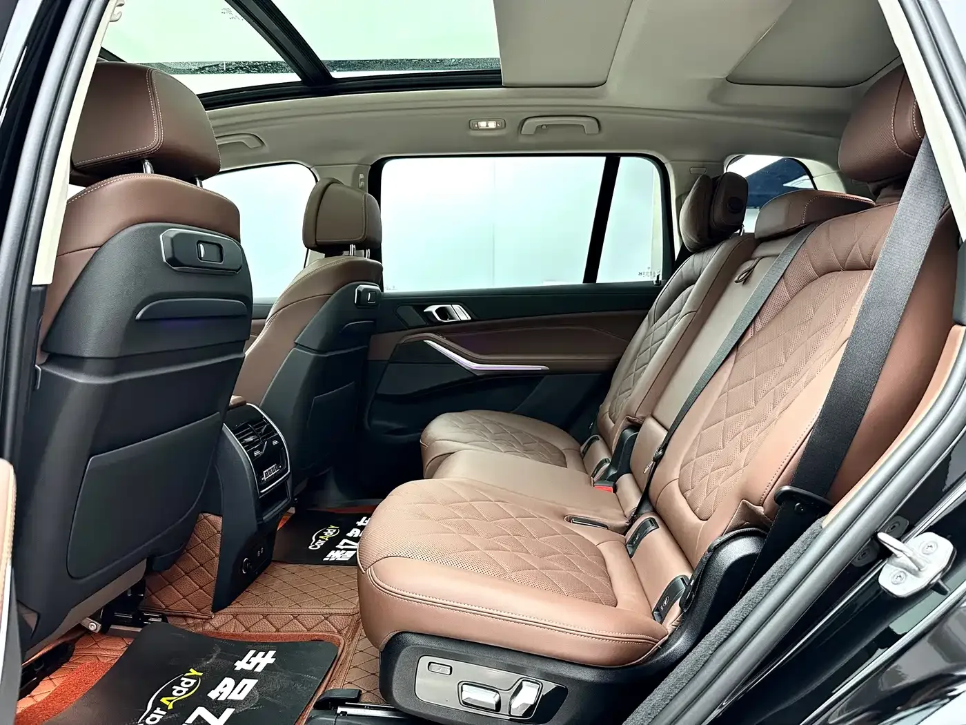 BMW BMW X7 2023 xDrive40i Leading Luxury Package — Фото автомобиля 13