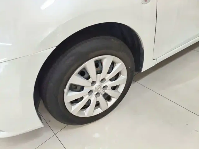 Nissan Sylphy — Фото автомобиля 22