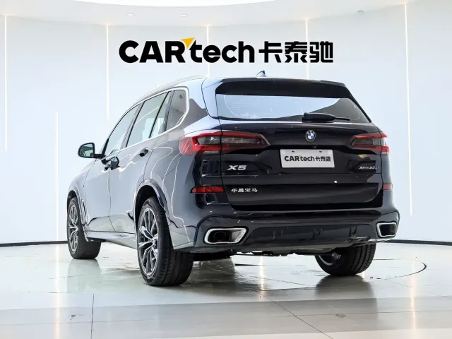 BMW X5 — Фото автомобиля 4