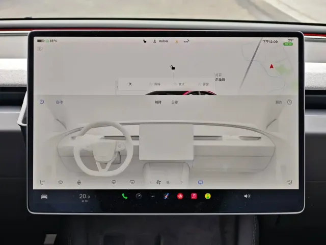 Tesla Model 3 — Фото автомобиля 14
