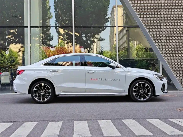 Audi A3 — Фото автомобиля 3