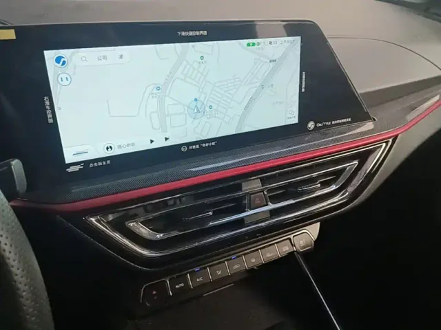 Changan Oushang X5 — Фото автомобиля 12