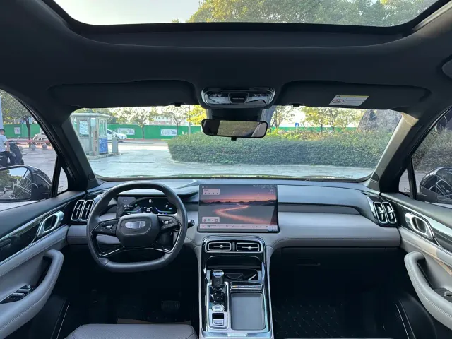 Geely Boyue L — Фото автомобиля 14