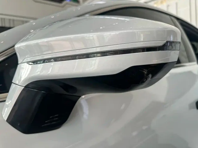 Geely Galaxy Galaxy E8 2024 665km RWD Starship Voyager Edition — Фото автомобиля 10