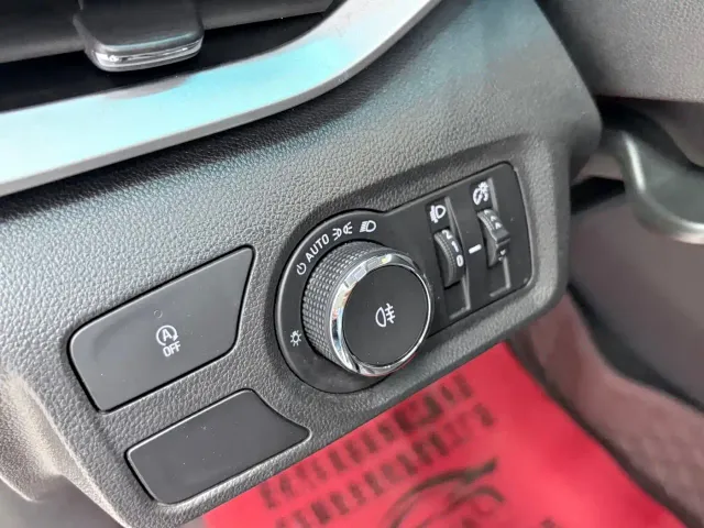 Chevrolet Orlando — Фото автомобиля 10