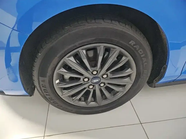 Ford Focus — Фото автомобиля 22