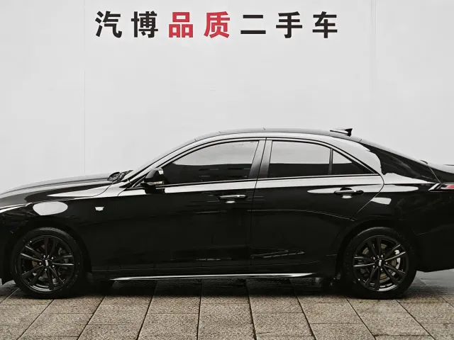 Cadillac CT4 — Фото автомобиля 4