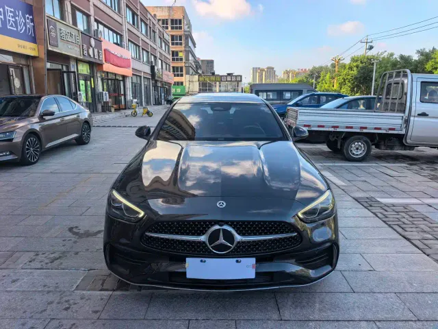 Mercedes-Benz C-Class — Фото автомобиля 2