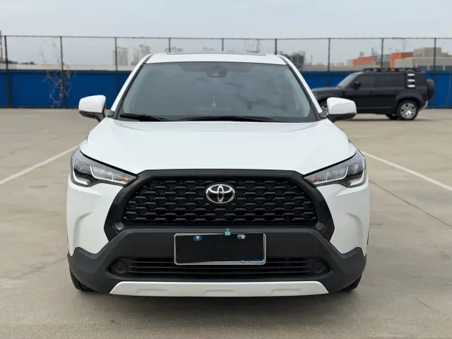 Toyota Corolla Cross — Фото автомобиля 2