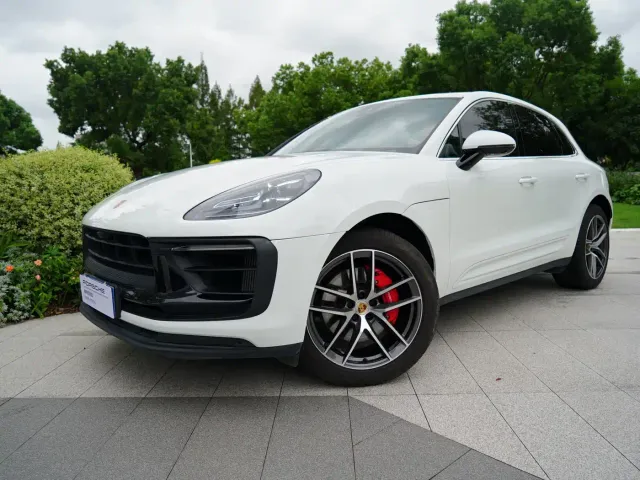 Фотография автомобиля — Porsche Macan