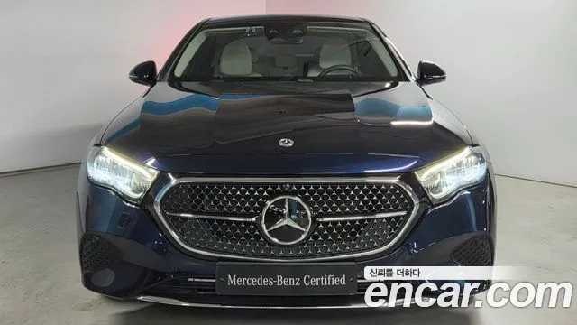 Mercedes-Benz E-Class W214 — Фото автомобиля 3