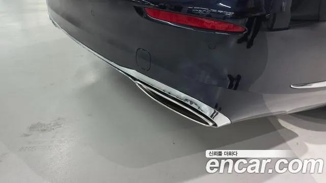 Mercedes-Benz S-Class — Фото автомобиля 3