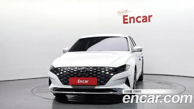 Hyundai Grandeur Новый Grandeur IG — Фото автомобиля 3