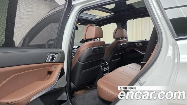 BMW X5 xDrive 40i M Sport — Фото автомобиля 17