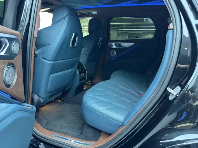 BMW XM — Фото автомобиля 15