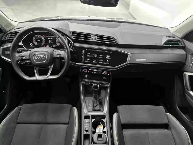 Audi Q3 — Фото автомобиля 12