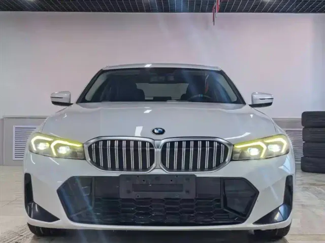 BMW 3 Series — Фото автомобиля 2