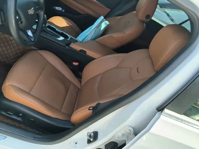 Cadillac CT4 — Фото автомобиля 14