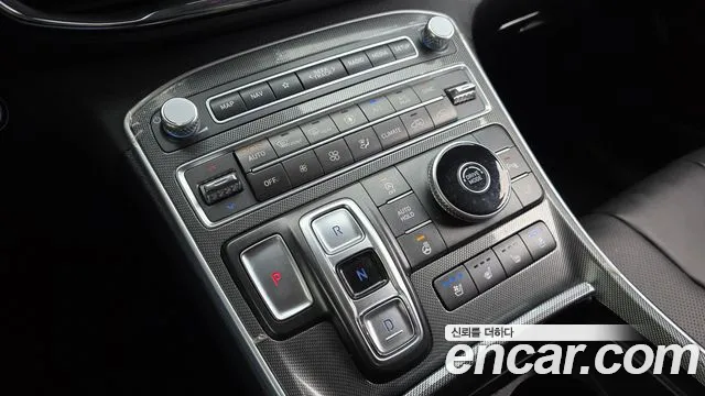Hyundai Santa Fe New — Фото автомобиля 9