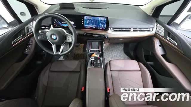 BMW 2 Series U06 — Фото автомобиля 10