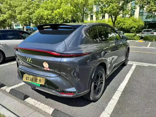 IM Motors IM LS7 2023 Model 90kWh Elite RWD Edition — Фото автомобиля 6