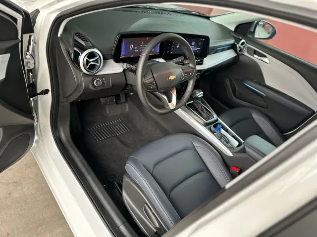 Chevrolet Monza — Фото автомобиля 9