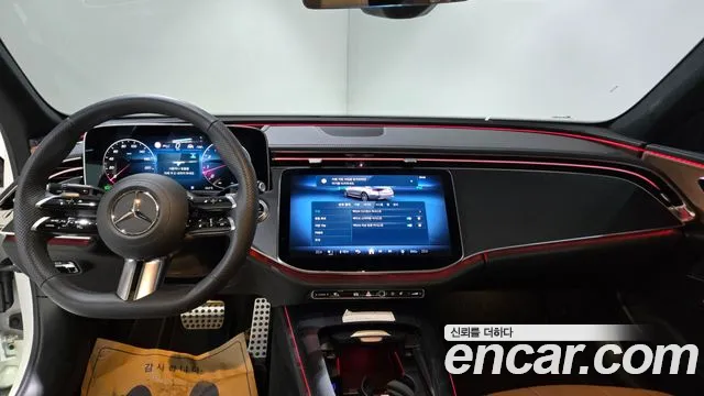 Mercedes-Benz E-Class — Фото автомобиля 17