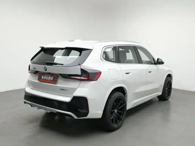 BMW X1 — Фото автомобиля 2