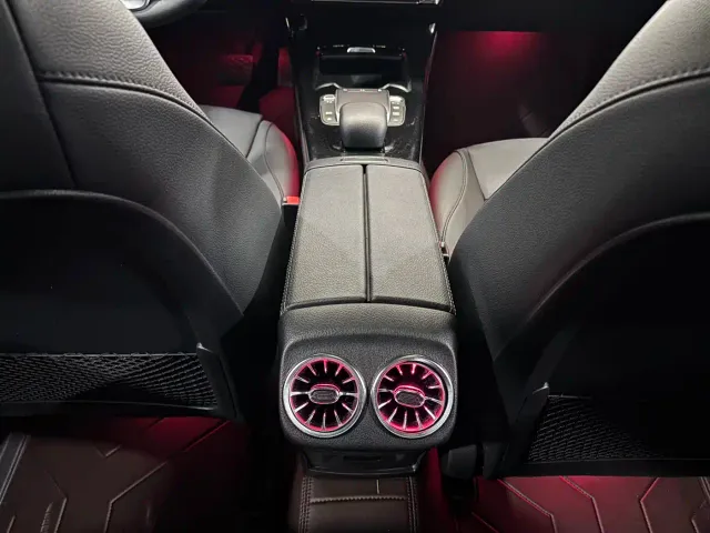 Mercedes-Benz A-Class — Фото автомобиля 17