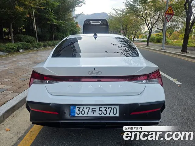 Hyundai Avante — Фото автомобиля 6
